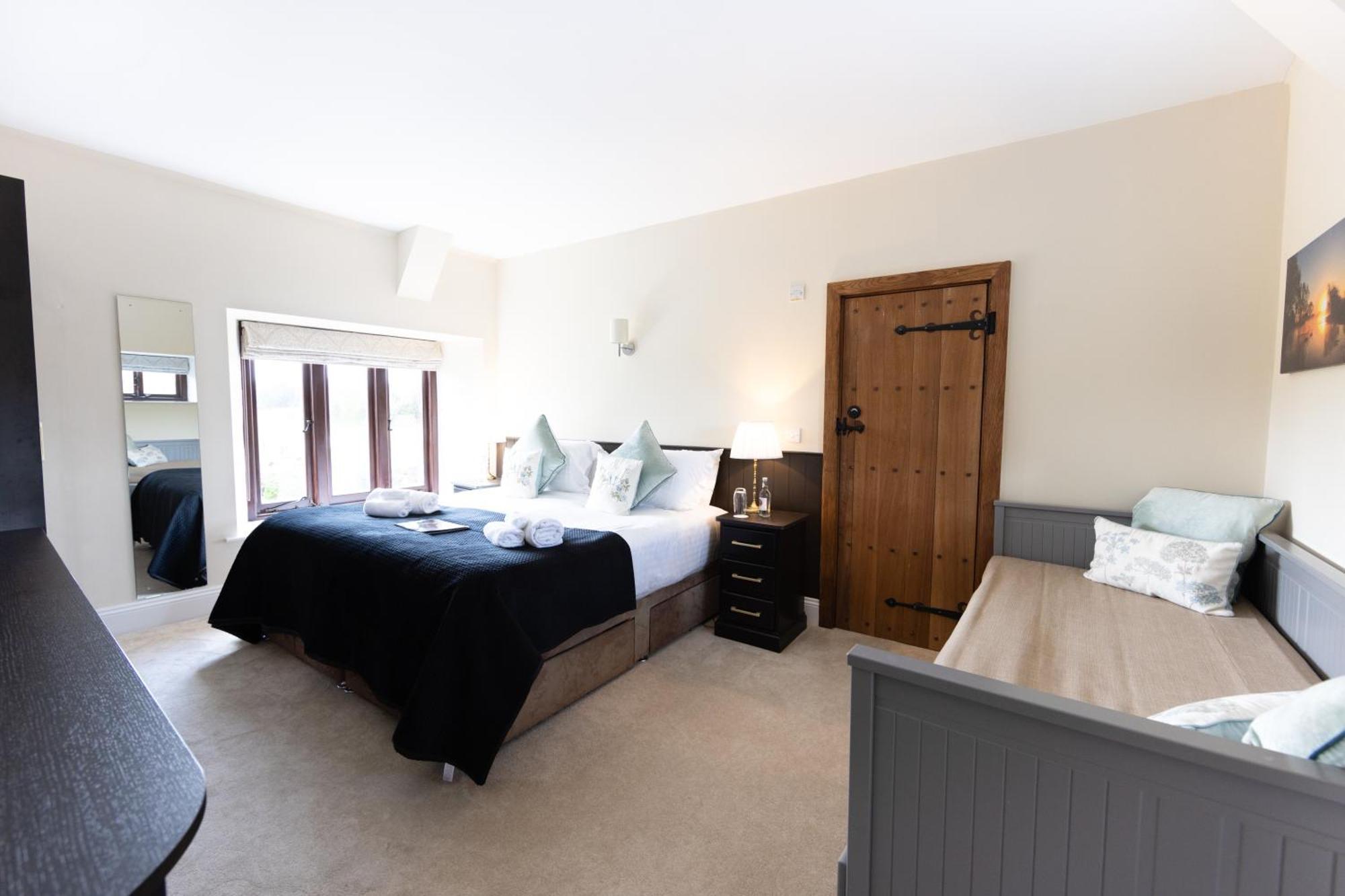 Hotel The Lighthouse Frome Esterno foto